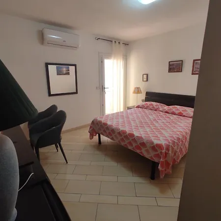 Vakantiehuis Monolocale Wenge' Siniscola