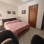 Monolocale Wenge' سينيسكولا